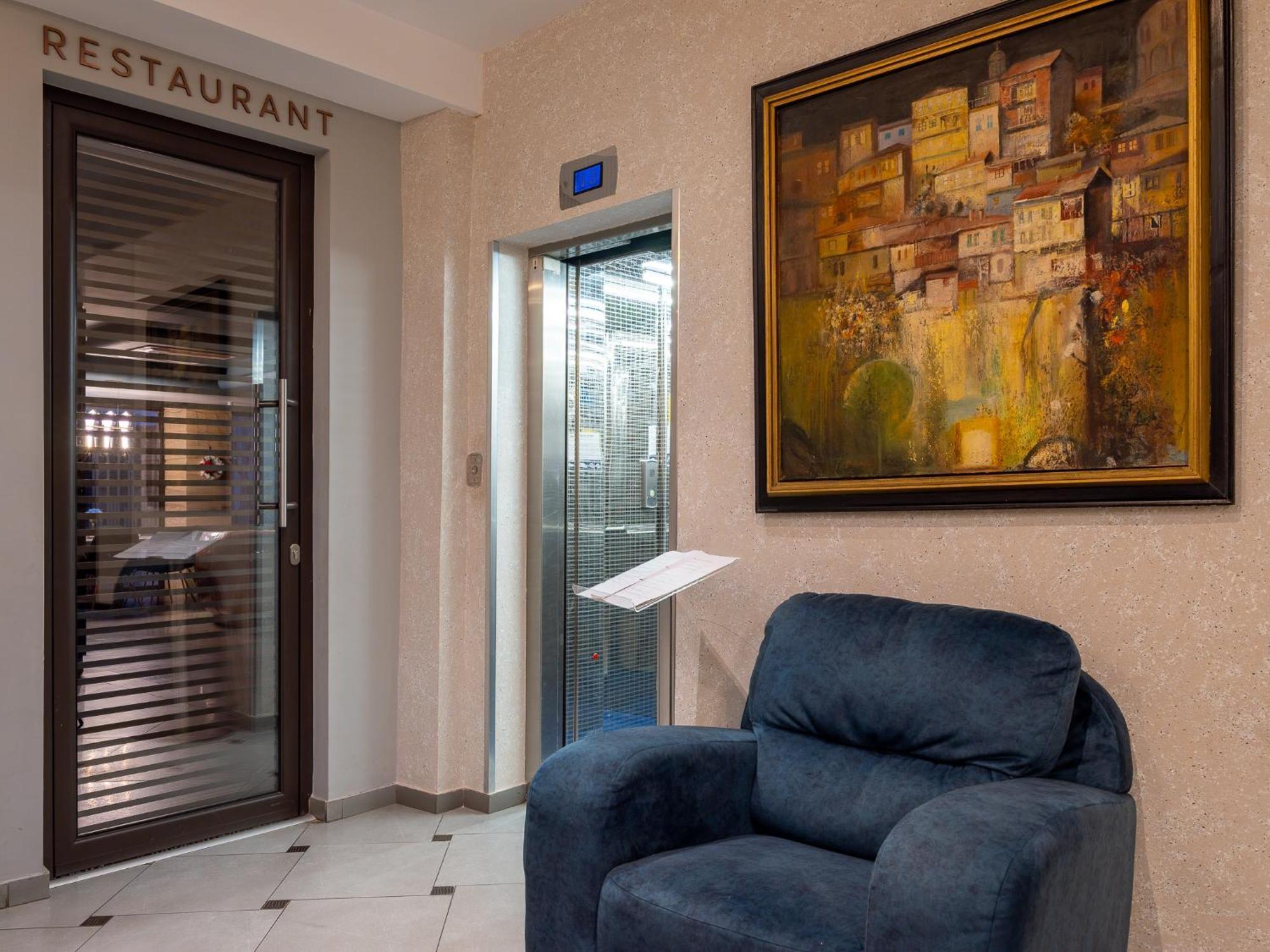 Hotel Concorde Veliko Tarnovo Exterior photo
